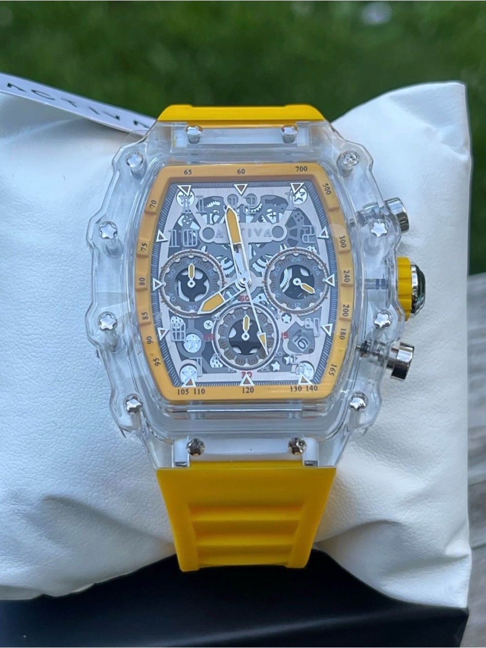 Activa Fury X
Invicta Men's Watch w/Skeleton Dial
- 44.3mm, Yellow (ACW2305-001)